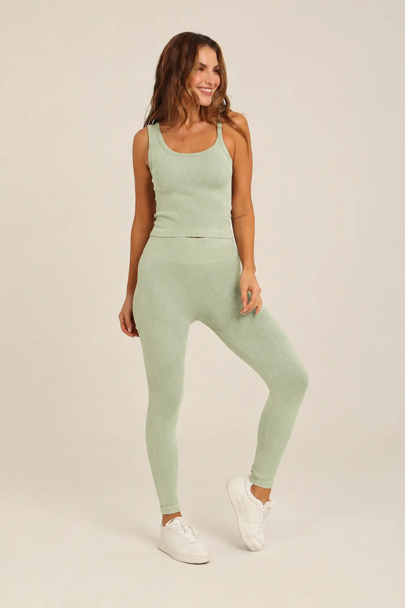 Set Deportivo En Rib Blusa y Leggins