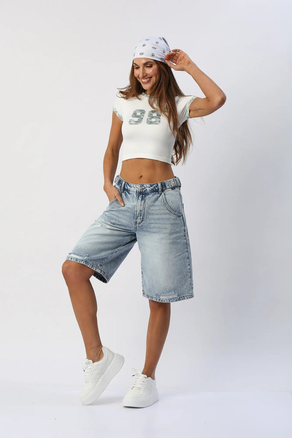 Blusa Crop Estilo Baby Tee ANWD