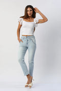 Blusa Crop con Mangas de Flores Bordadas ANWD