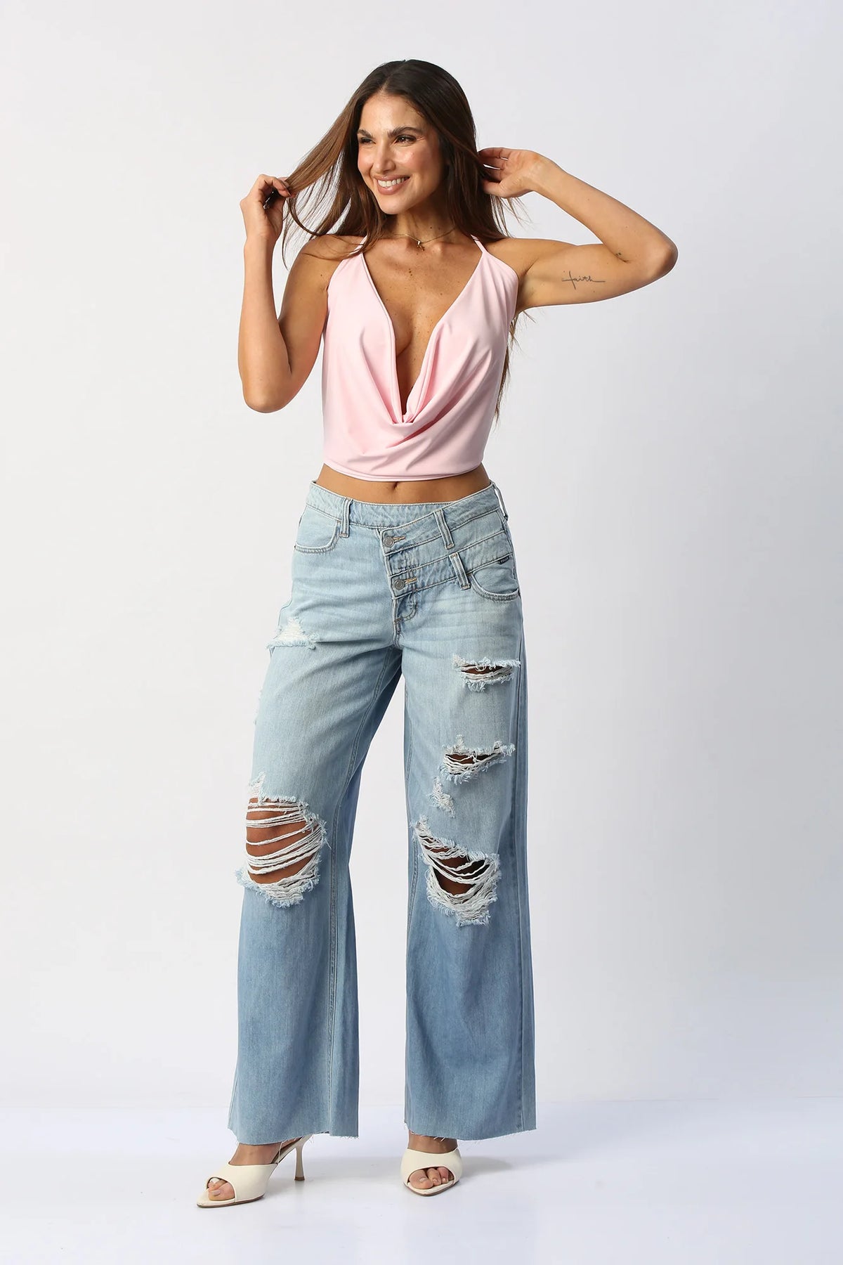 Blusa Escote Caído Con Espalda Abierta