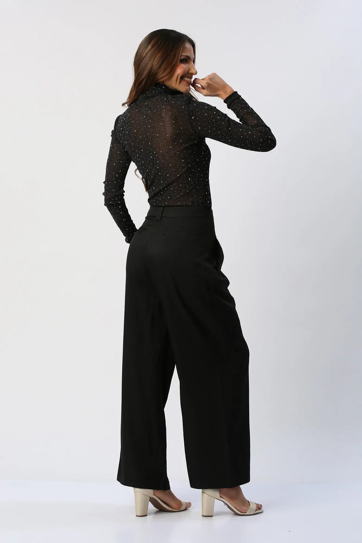 Pantalon Tipo Palazzo Tiro Medio Con Silueta Amplia