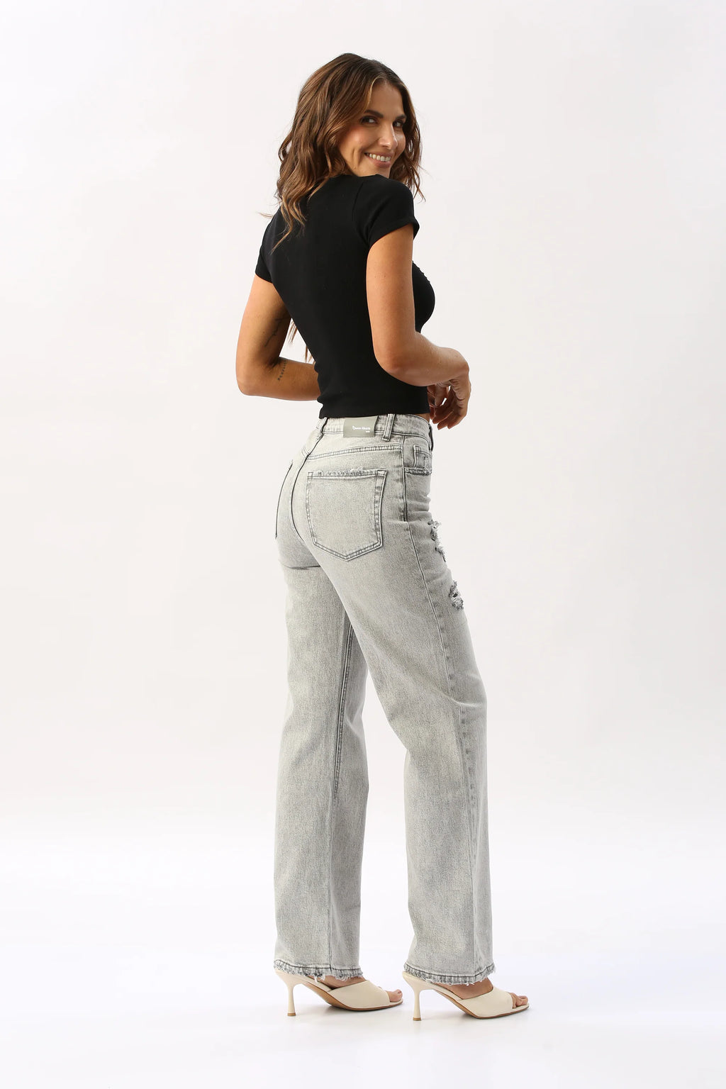 Jean Wide Leg Con Rotos QUEEN HEARTS