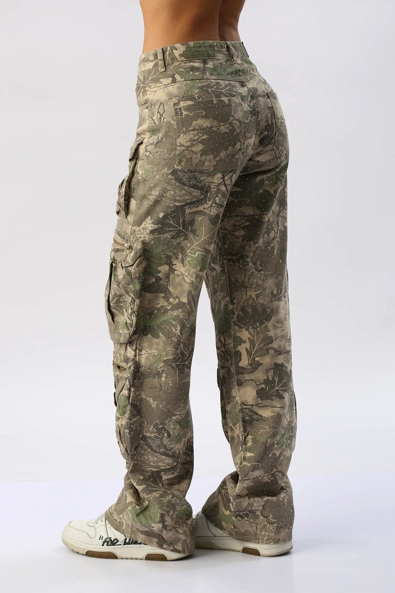 Pantalón Cargo Camuflado Con Brillos SEE SEE