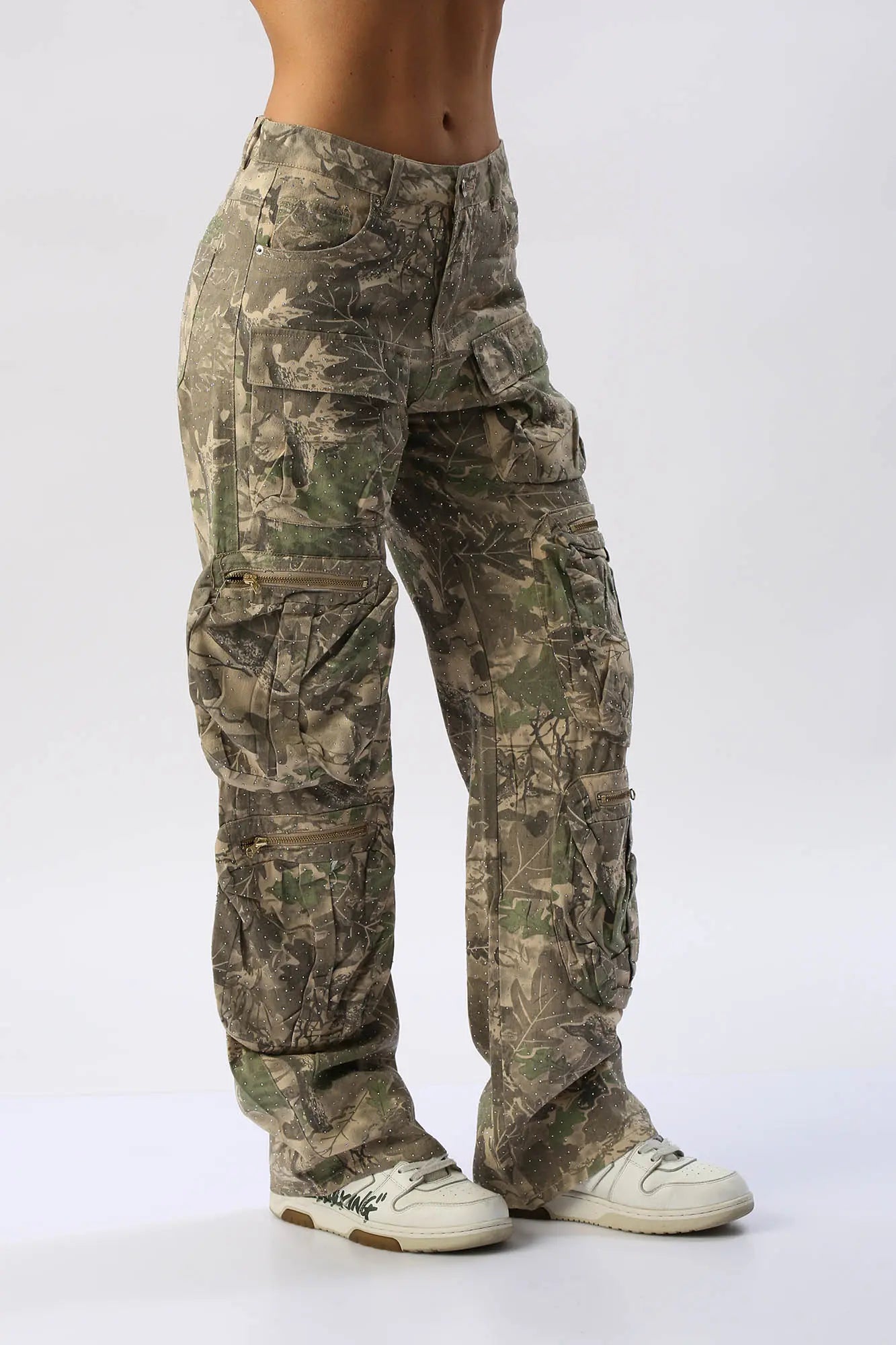 Pantalón Cargo Camuflado Con Brillos SEE SEE