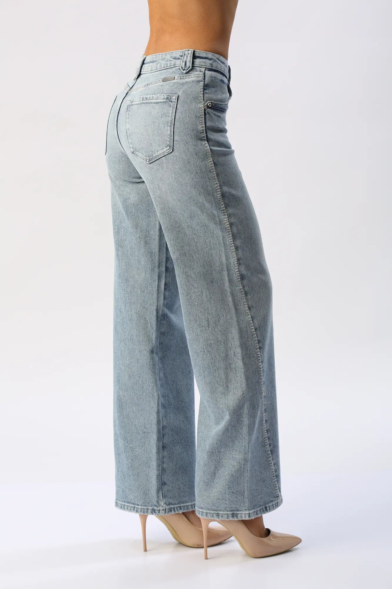Jean Wide Leg Corte Curvo KANCAN