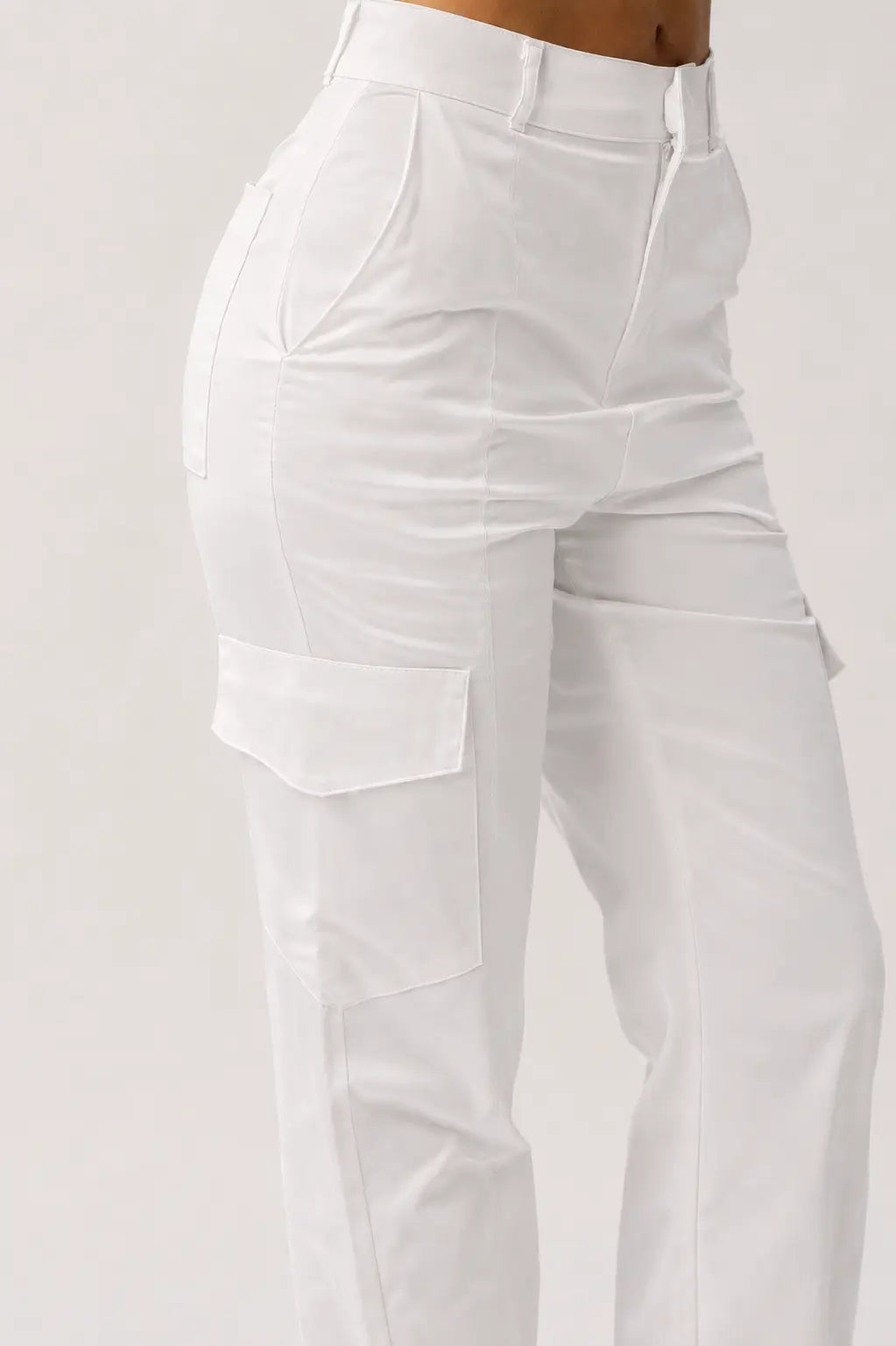 Pantalón Jogger Con Bolsillos En Satín LA BIJOU