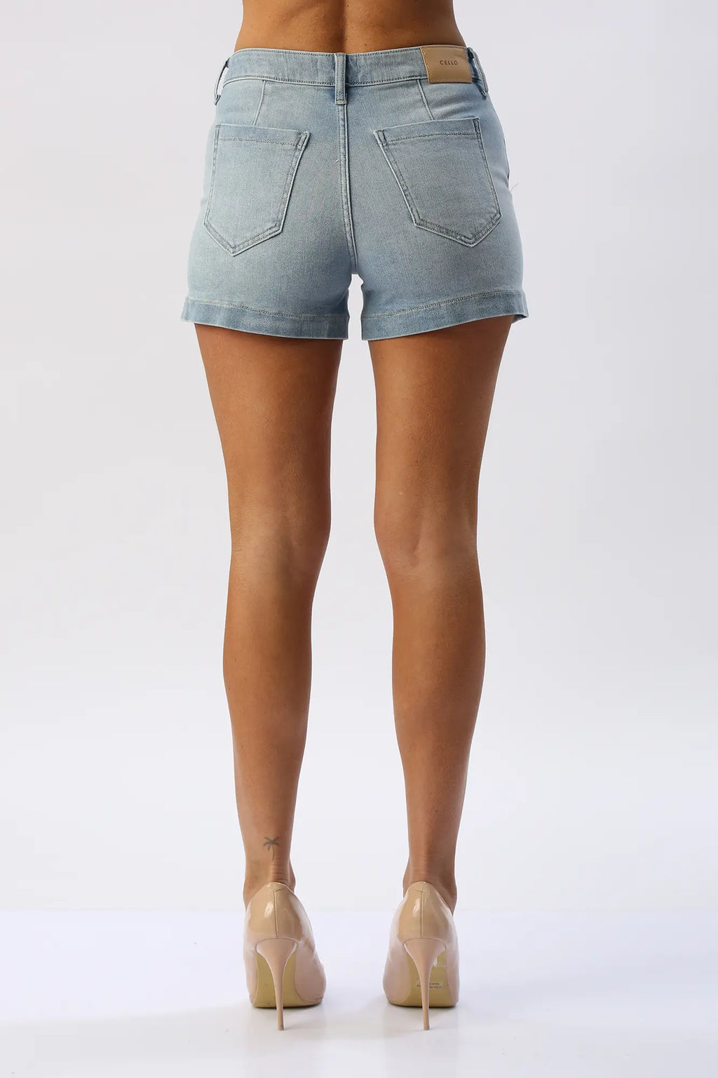 Short Denim Tiro Alto Clásico CELLO