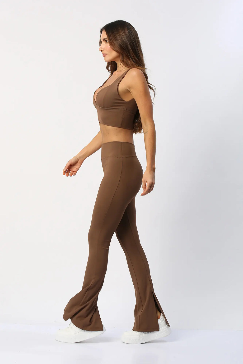 Set Deportivo Crop Top y Leggins Campana Anwnd