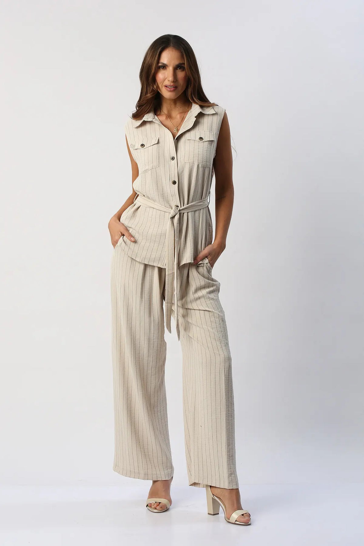Set de Chaleco con Cinturón y Pantalón