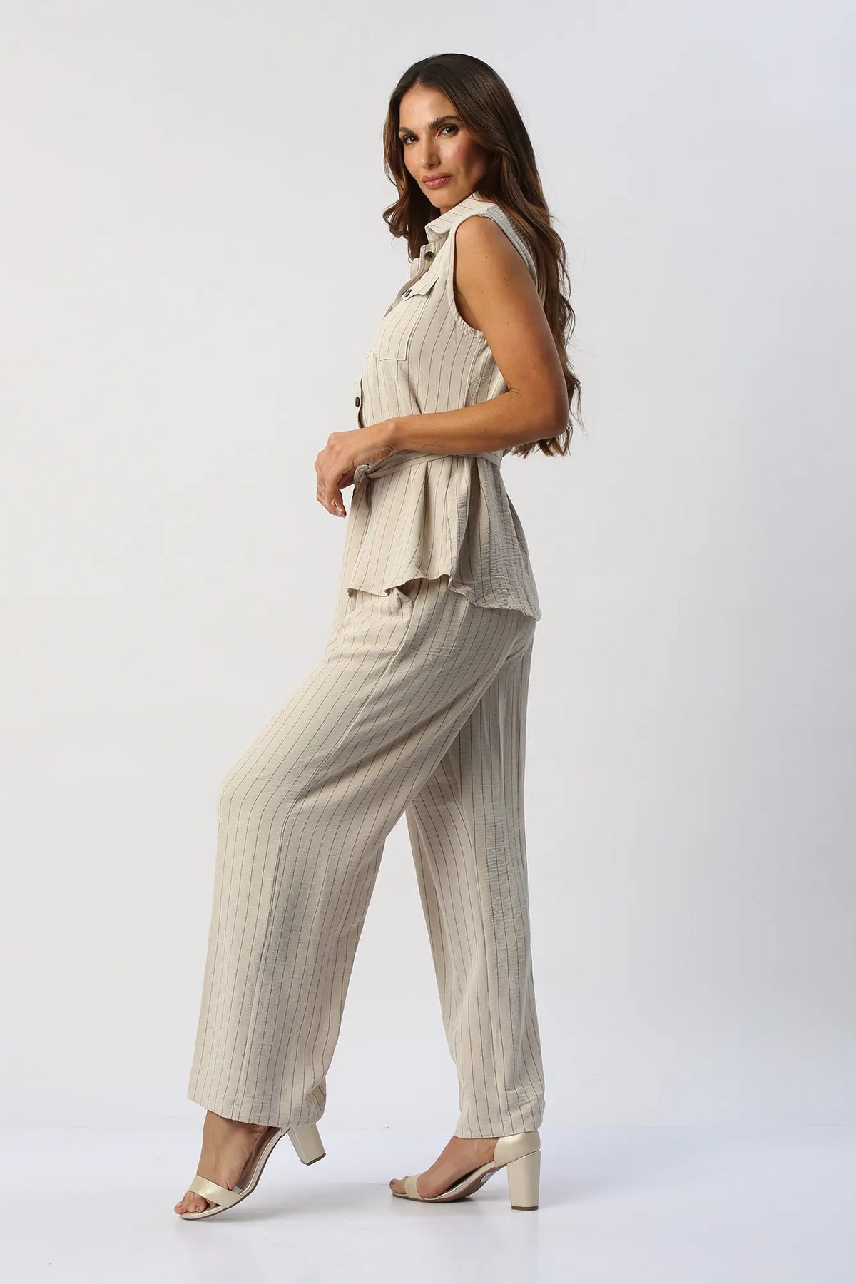 Set de Chaleco con Cinturón y Pantalón