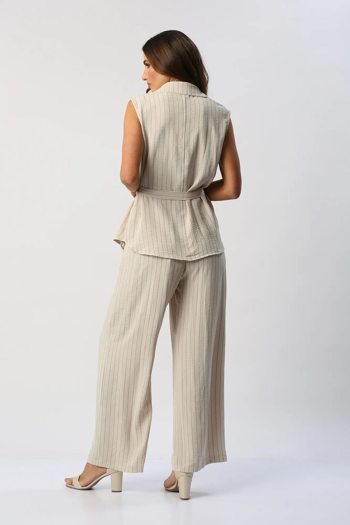 Set de Chaleco con Cinturón y Pantalón