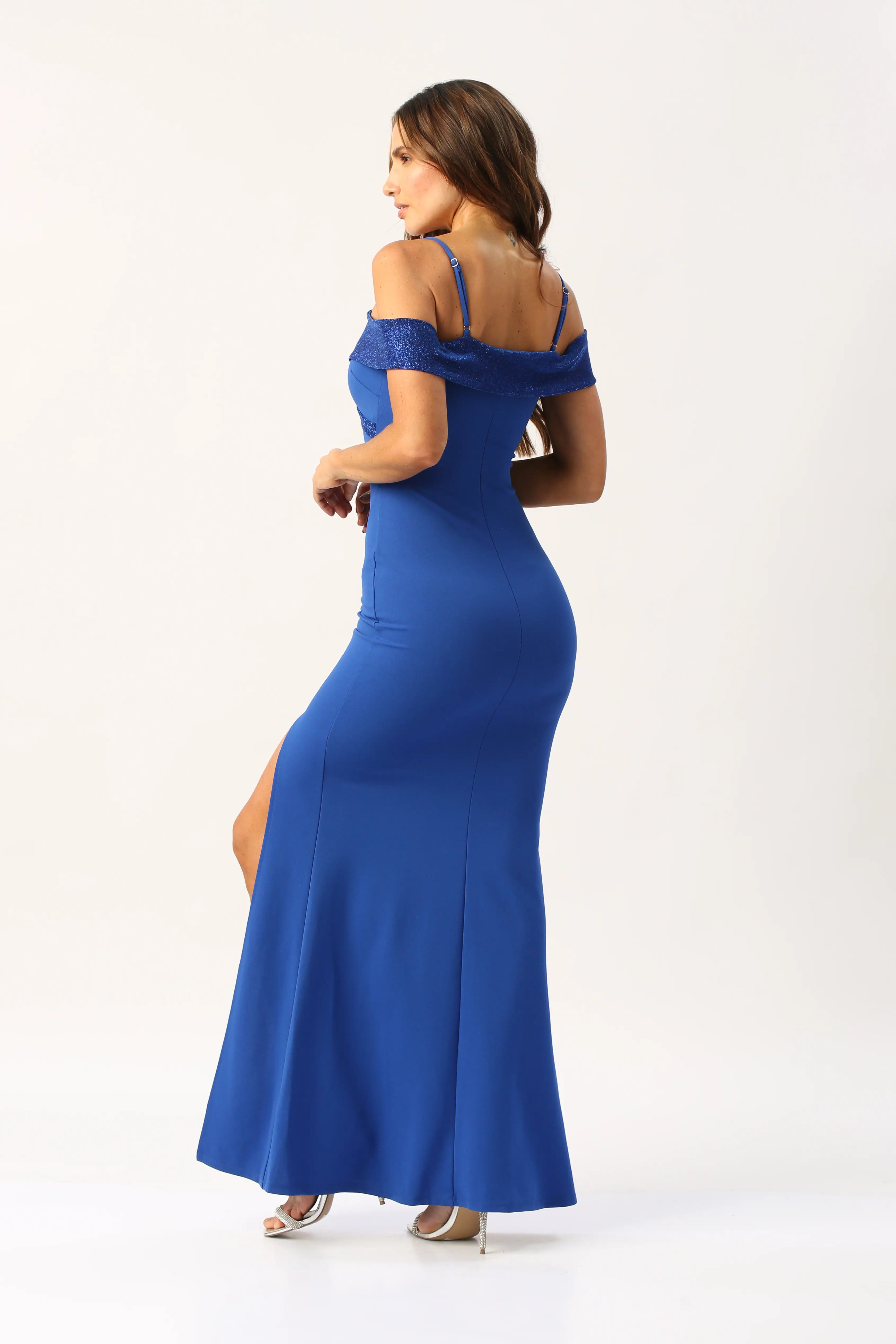 Vestido Largo Ajustado Hombros Descubiertos