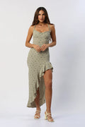 Vestido Largo Con Abertura Frontal Espalda Descubierta Con Tiras Ajustables