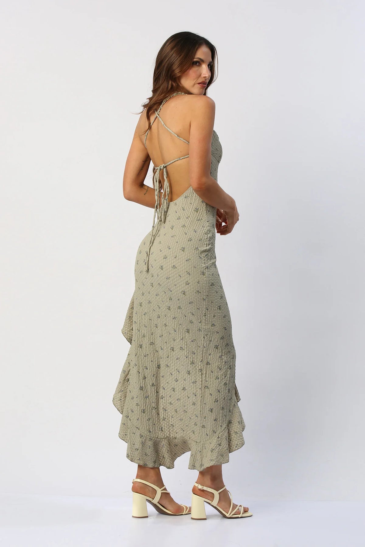 Vestido Largo Con Abertura Frontal Espalda Descubierta Con Tiras Ajustables