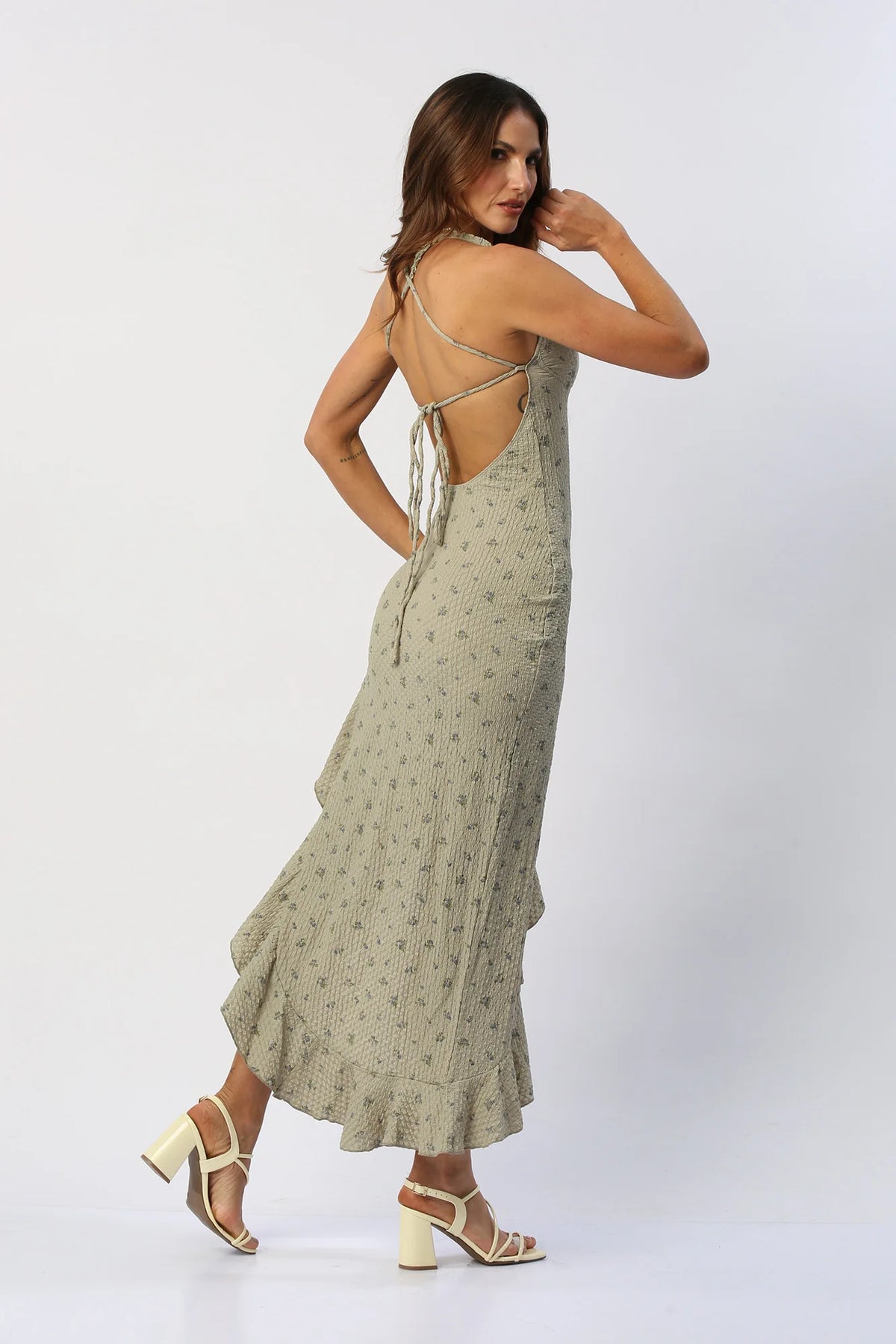 Vestido Largo Con Abertura Frontal Espalda Descubierta Con Tiras Ajustables