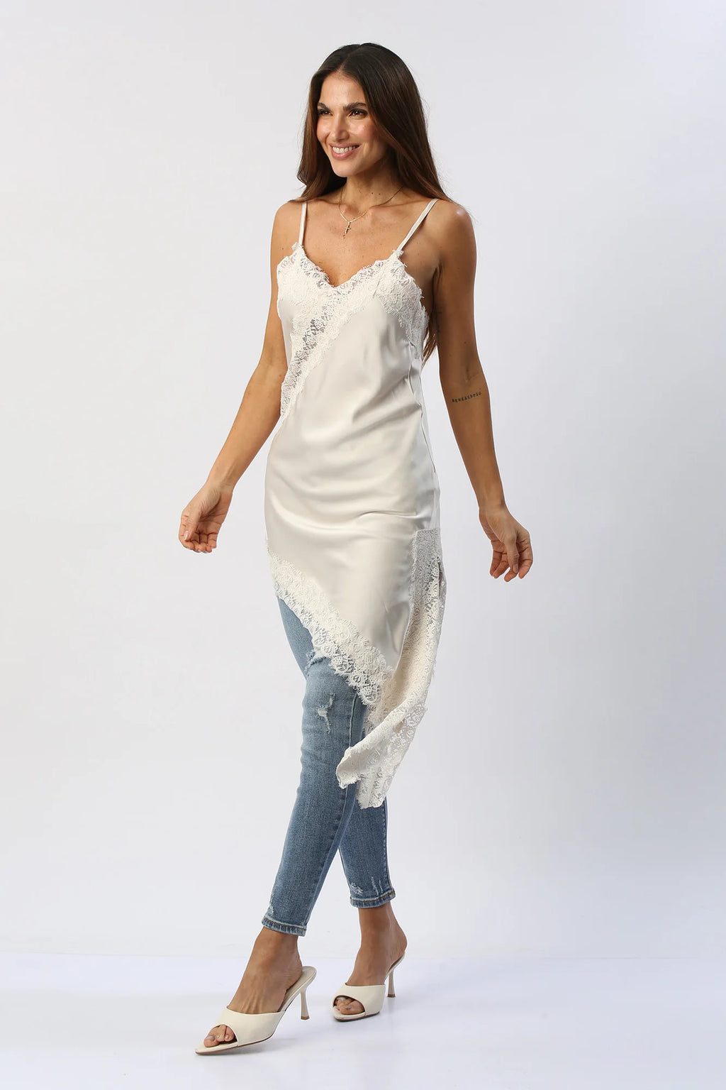 Vestido Lencero En Satín